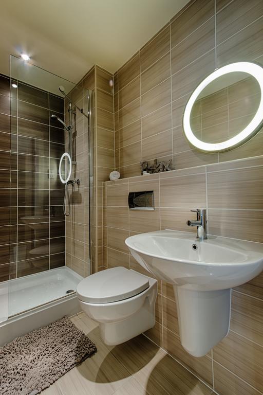 Halo Serviced Apartments - The Point Sheffield Esterno foto