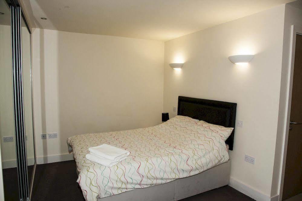 Halo Serviced Apartments - The Point Sheffield Esterno foto